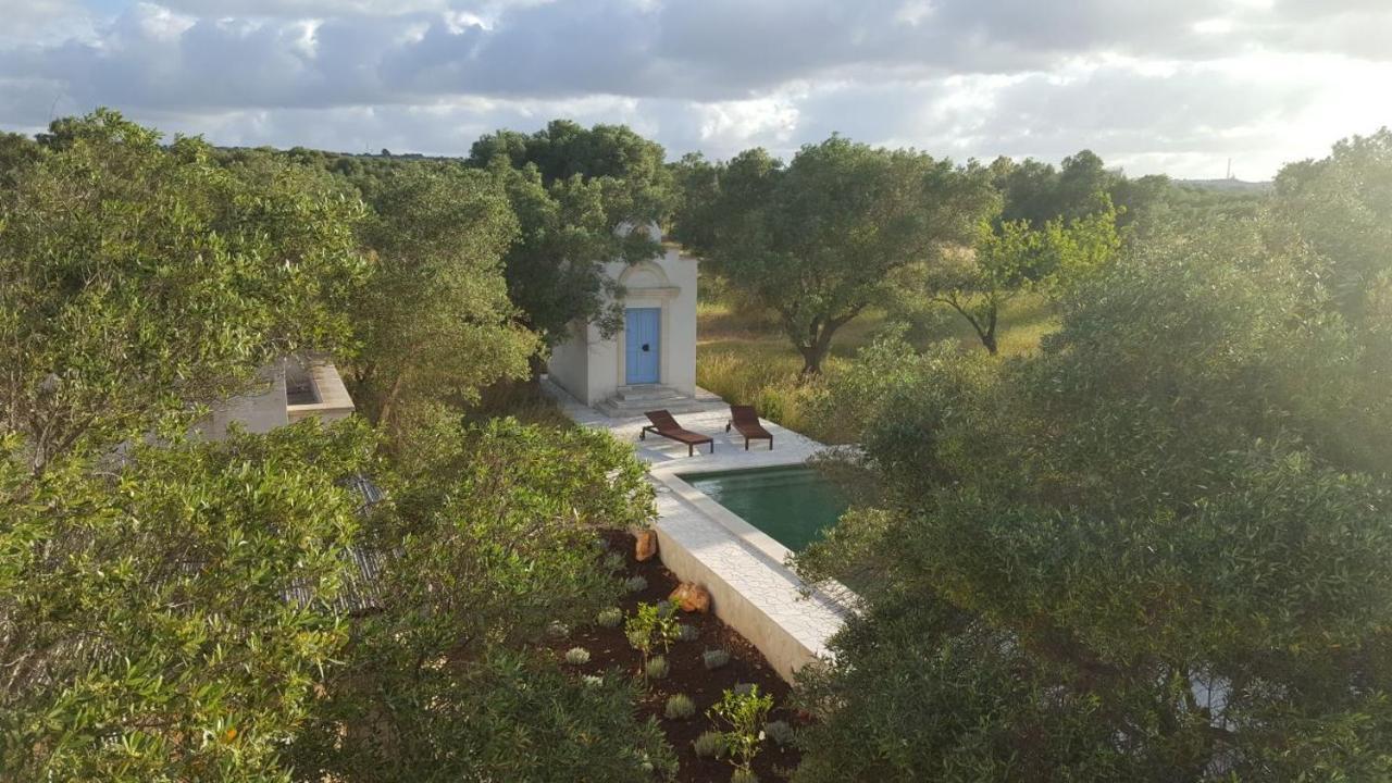 The Proud Garden Bed and Breakfast Carovigno Εξωτερικό φωτογραφία