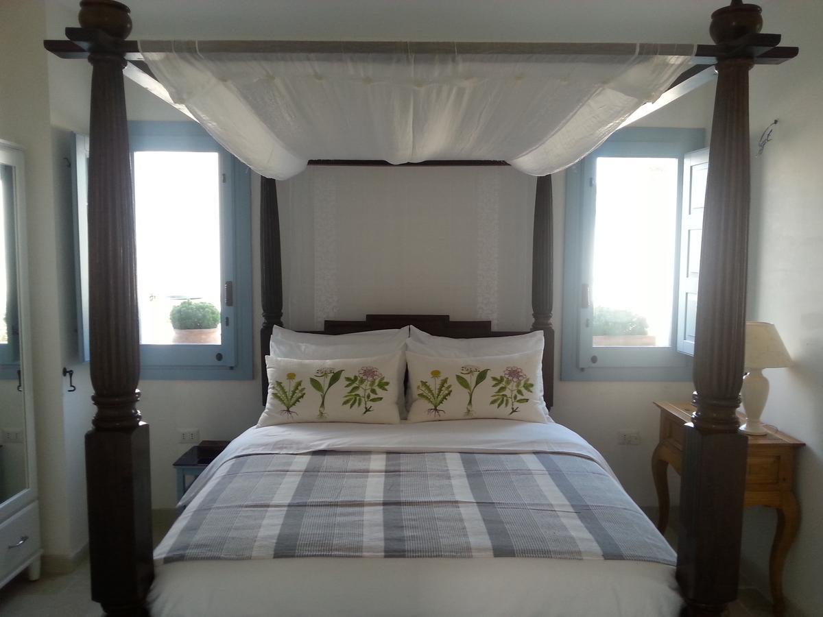 The Proud Garden Bed and Breakfast Carovigno Εξωτερικό φωτογραφία
